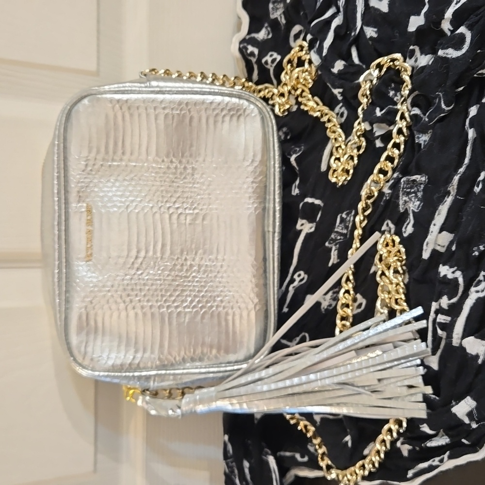 3 for $20☢️Victoria Secret-crossbody,clutch,animal print embossment,silver,gold.
